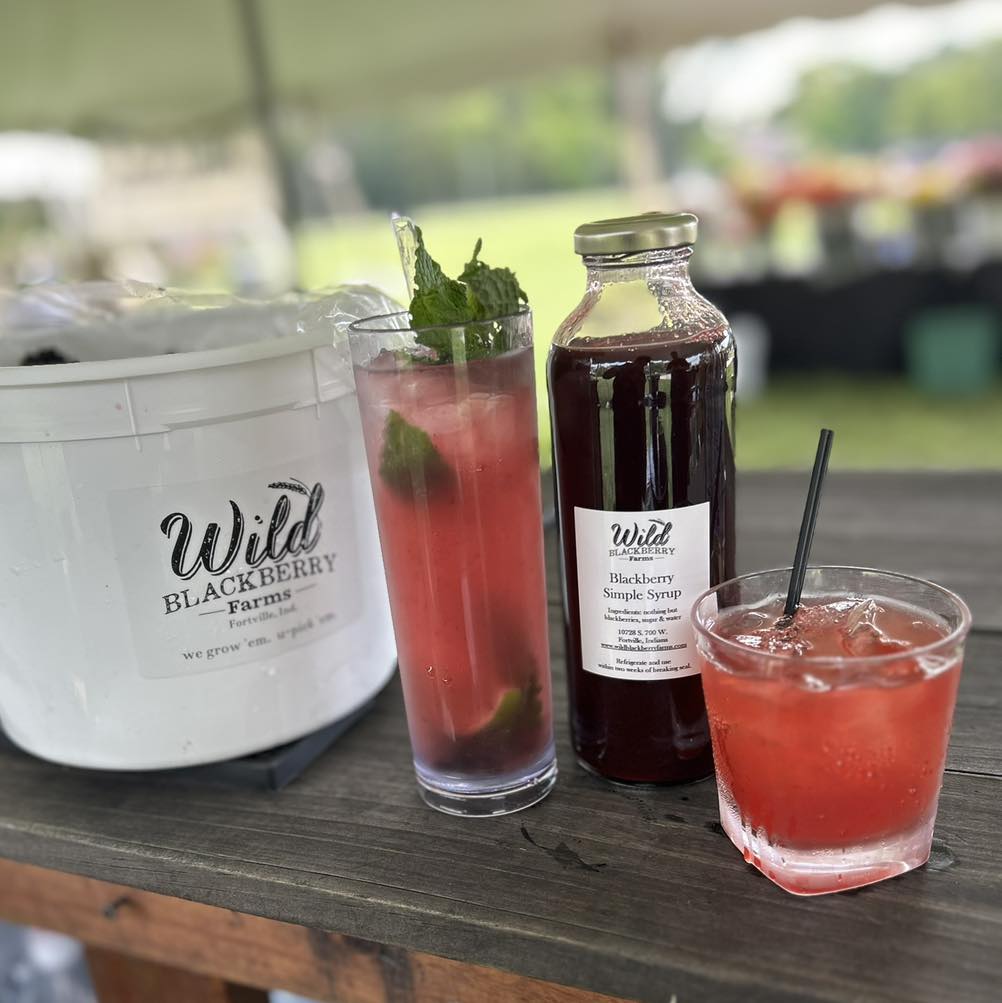 Outdoor Wedding Bar Service - Toasted Events mobile bar service Indianapolis